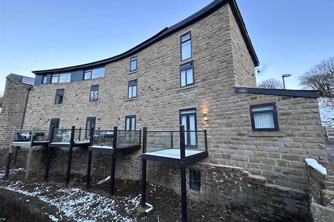 2 bedroom end of terrace house to rent, Shawclough Street, Rossendale