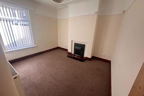 3 bedroom semi-detached house to rent, Calthorpe Street, Liverpool