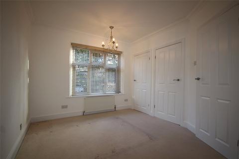 2 bedroom maisonette to rent, Chesham Road, Amersham, Buckinghamshire, HP6