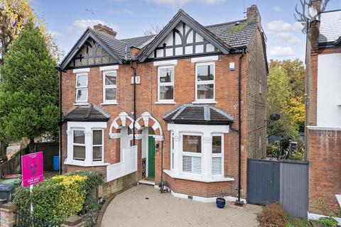 4 bedroom semi-detached house for sale, Gordon Avenue, London E4