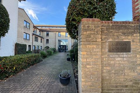 1 bedroom retirement property for sale, Queen Street, Chelmsford, CM2