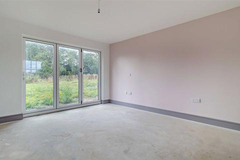 2 bedroom detached house for sale, Earsham, Bungay, Suffolk, NR35