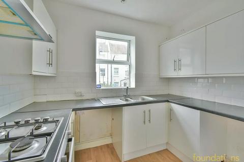 1 bedroom flat for sale, Tower Road, St. Leonards-on-Sea, East Sussex, TN37 6JE