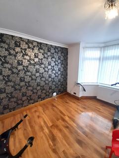 4 bedroom terraced house to rent, Cranmer Road, Hayes, Greater London, UB3