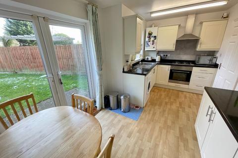 2 bedroom detached house for sale, Cades Close, Luton, Bedfordshire, LU1 5QQ