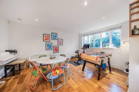 5 bedroom house for sale, Page Mews, Battersea, London, SW11