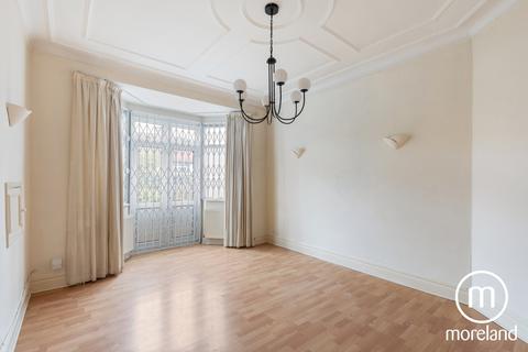 5 bedroom semi-detached house for sale, St. Johns Road, London NW11