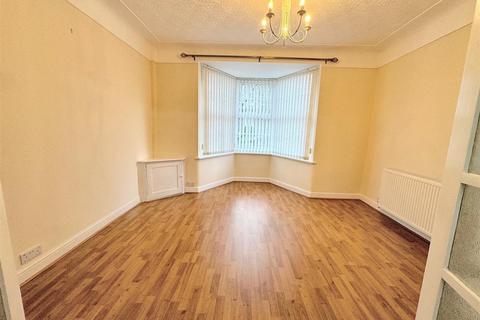 3 bedroom semi-detached house for sale, Queens Drive, Stoneycroft, Liverpool