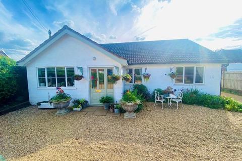 3 bedroom detached bungalow for sale, New North Road, Attleborough NR17