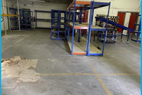 Warehouse to rent, Crystal Drive, Smethwick / Oldbury B66