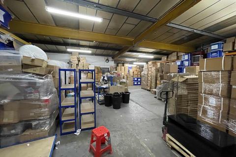 Warehouse to rent, Crystal Drive, Smethwick / Oldbury B66