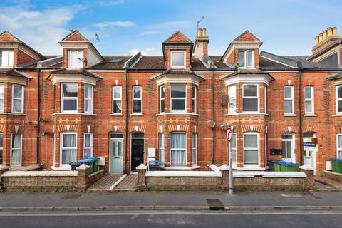 2 bedroom flat for sale, Clifton Road, Littlehampton BN17