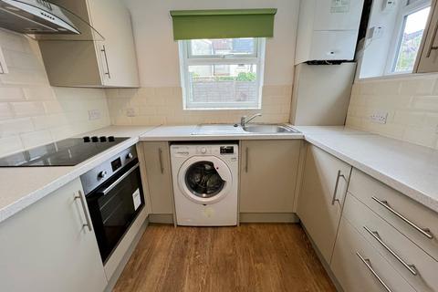 4 bedroom terraced house to rent, Douglas Road, Bristol BS7