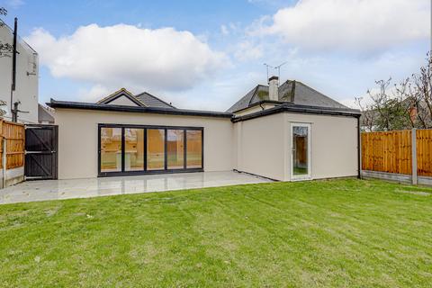 undefined, Canvey Road, Leigh-on-Sea, SS9