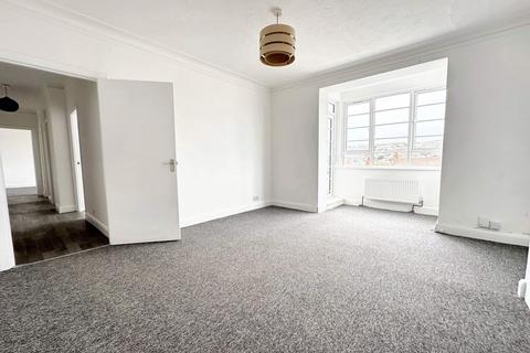 2 bedroom flat to rent, Chichester Drive East, Saltdean, Brighton, BN2 8LU