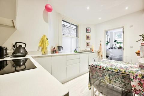 1 bedroom flat for sale, Vera Road, London, SW6