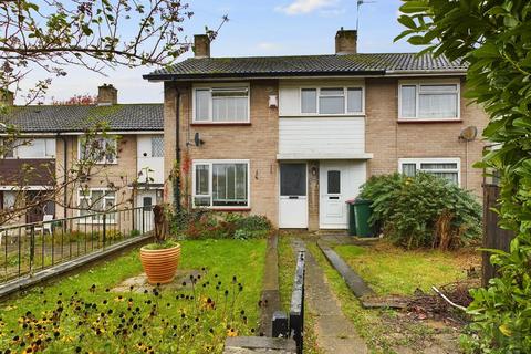 3 bedroom terraced house for sale, Dickens Road, Crawley RH10