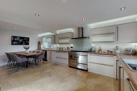 5 bedroom detached house for sale, Cloudberry, Walnut Tree, Milton Keynes