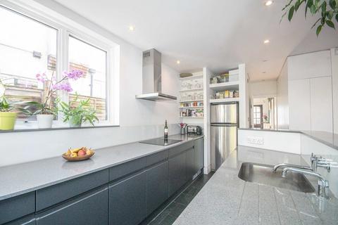 5 bedroom semi-detached house for sale, Cecil Park, Pinner HA5