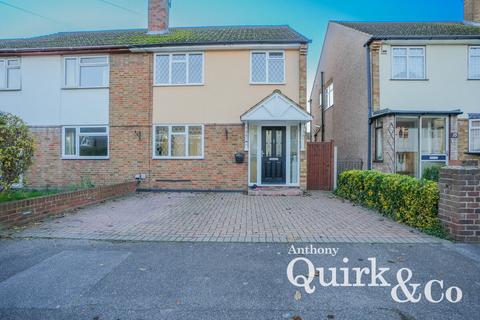 13 Crescent Way, Aveley, South Ockendon, RM15 4TJ