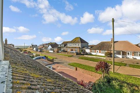 3 bedroom chalet for sale, Cornwall Avenue, Peacehaven, East Sussex