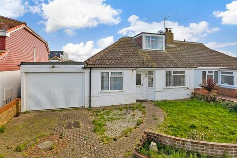 3 bedroom chalet for sale, Cornwall Avenue, Peacehaven, East Sussex