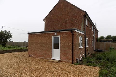 3 bedroom semi-detached house to rent, Sedge Fen, Southery