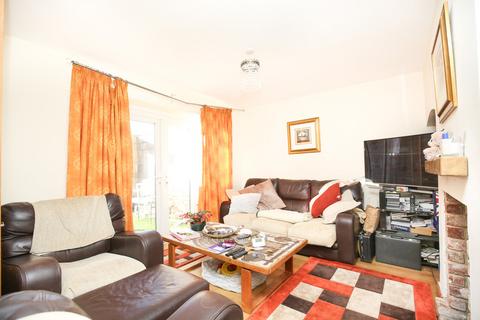 3 bedroom end of terrace house for sale, Princess Road, Athertone