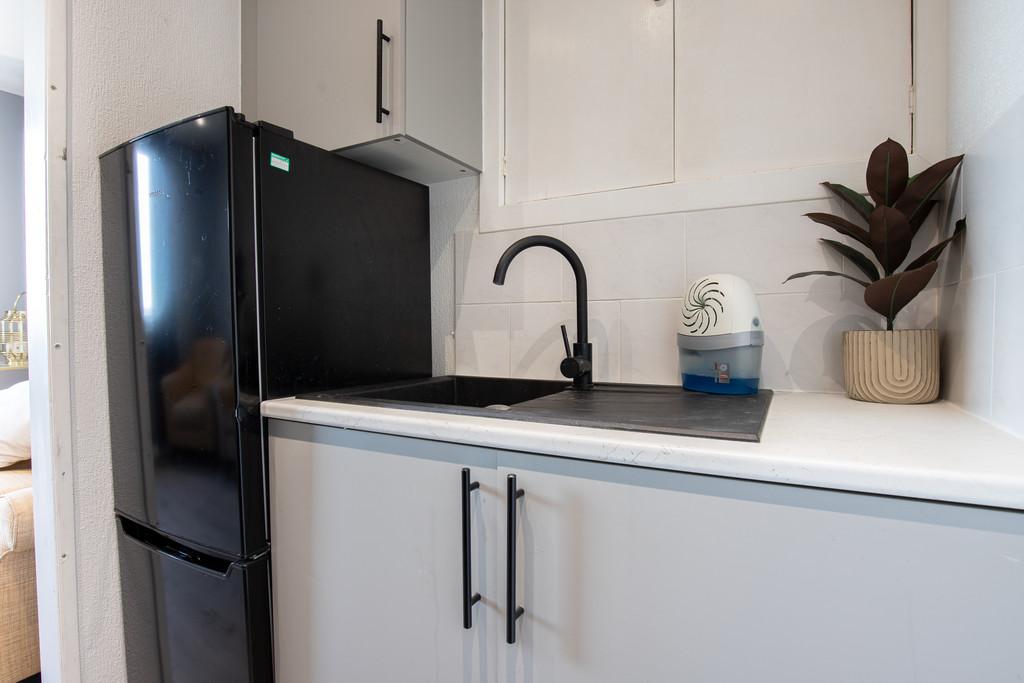 Kitchen Angle2