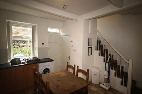 4 bedroom terraced house to rent, Primrose Hill, Great Horton, Bradford