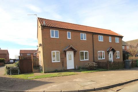 2 bedroom semi-detached house to rent, Kettlestone Road, Fakenham NR21