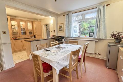 3 bedroom semi-detached house for sale, Westbury Road, Bratton