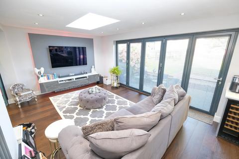 54 Poverest Road, Orpington, BR5 2DQ