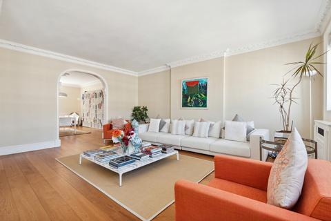 3 bedroom apartment to rent, Eaton Place, Belgravia, SW1X