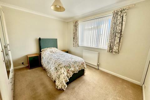 16 Coventry Crescent, Poole, BH17 7HN