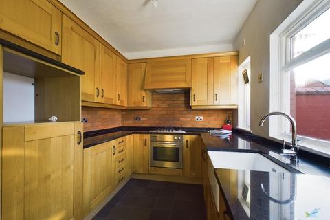 2 bedroom terraced house to rent, Poets Corner, Wirral CH62