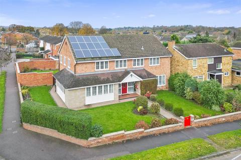 5 bedroom detached house for sale, Putnoe Lane, Bedford MK41