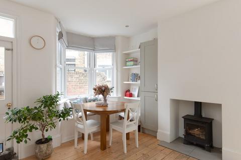 3 bedroom end of terrace house for sale, Ivydale Rd, Nunhead, SE15