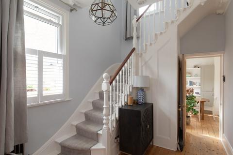 258 Ivydale Road, London, SE15 3DF