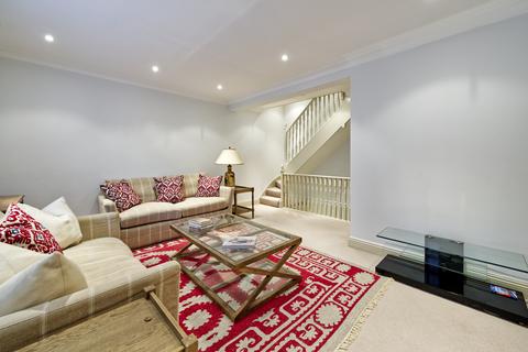 1 bedroom mews for sale, Groom Place, Belgravia SW1X