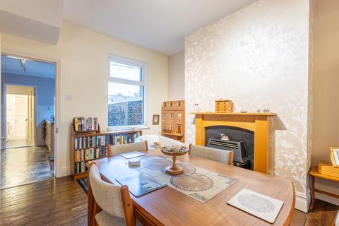 7 Alexandra Road, Carnforth, LA5 9DT