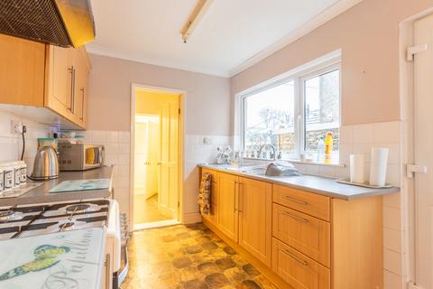 7 Alexandra Road, Carnforth, LA5 9DT