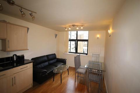 2 bedroom flat to rent, Landmark House, City Centre, Bradford