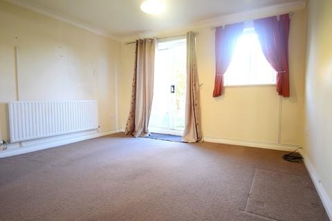 2 bedroom detached house to rent, Pilgrims Way, Bedford MK42