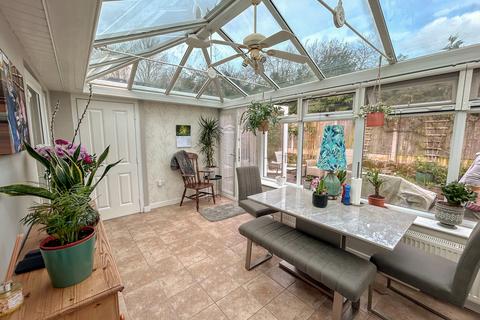 13 Bostock Crescent, Telford, TF3 1BU