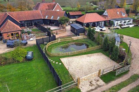 2 bedroom barn conversion for sale, Low Road, Debenham