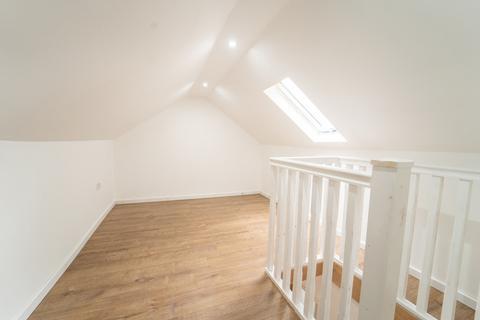 1 bedroom flat to rent, Masefield Lane, Hayes