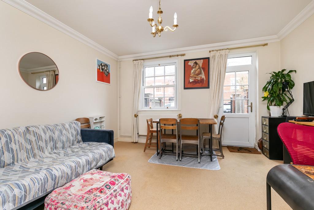 Belgarum   3 Milman Court, 25b Parchment Street SO