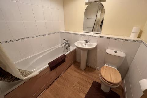 2 bedroom apartment to rent, Eggardon Court, Lancaster Road