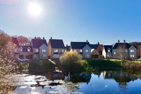 4 bedroom link detached house for sale, The Village, Camberley GU16